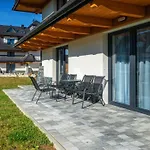 C Z Sauna, Sun & Snow
